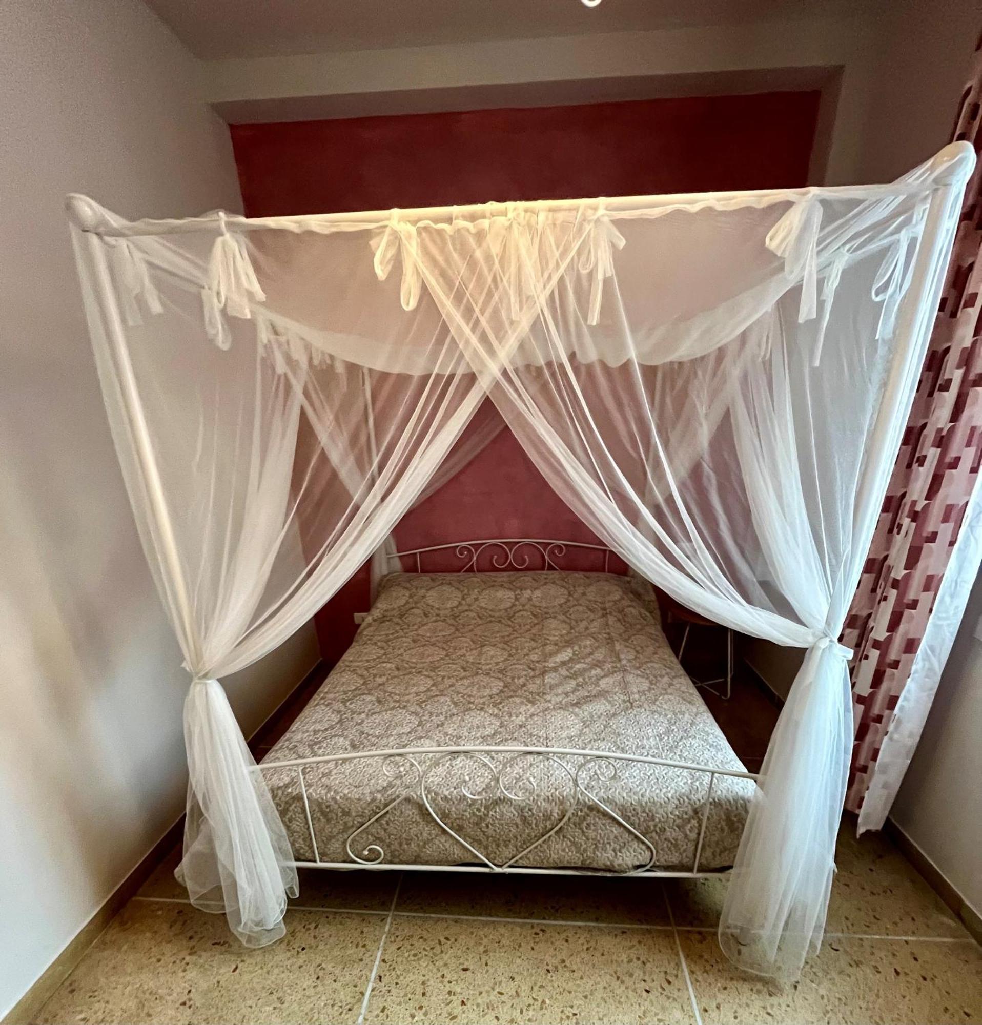 La Teranga Bed and Breakfast Imola Eksteriør billede